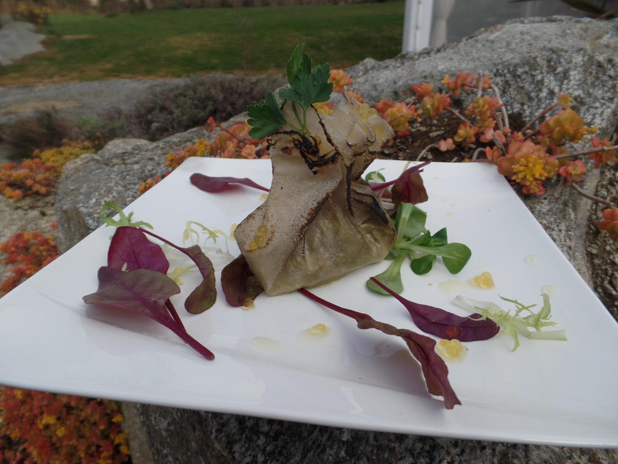 Logis Hotel Restaurant Le Commerce Guichen Exterior photo